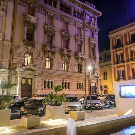 Art View Luxury Apartment Bari Exterior photo
