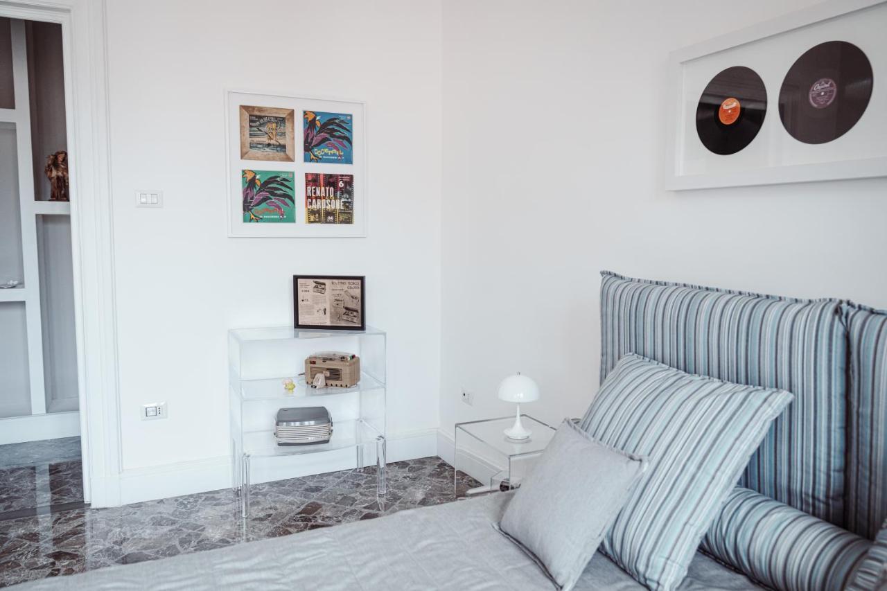 Art View Luxury Apartment Bari Exterior photo