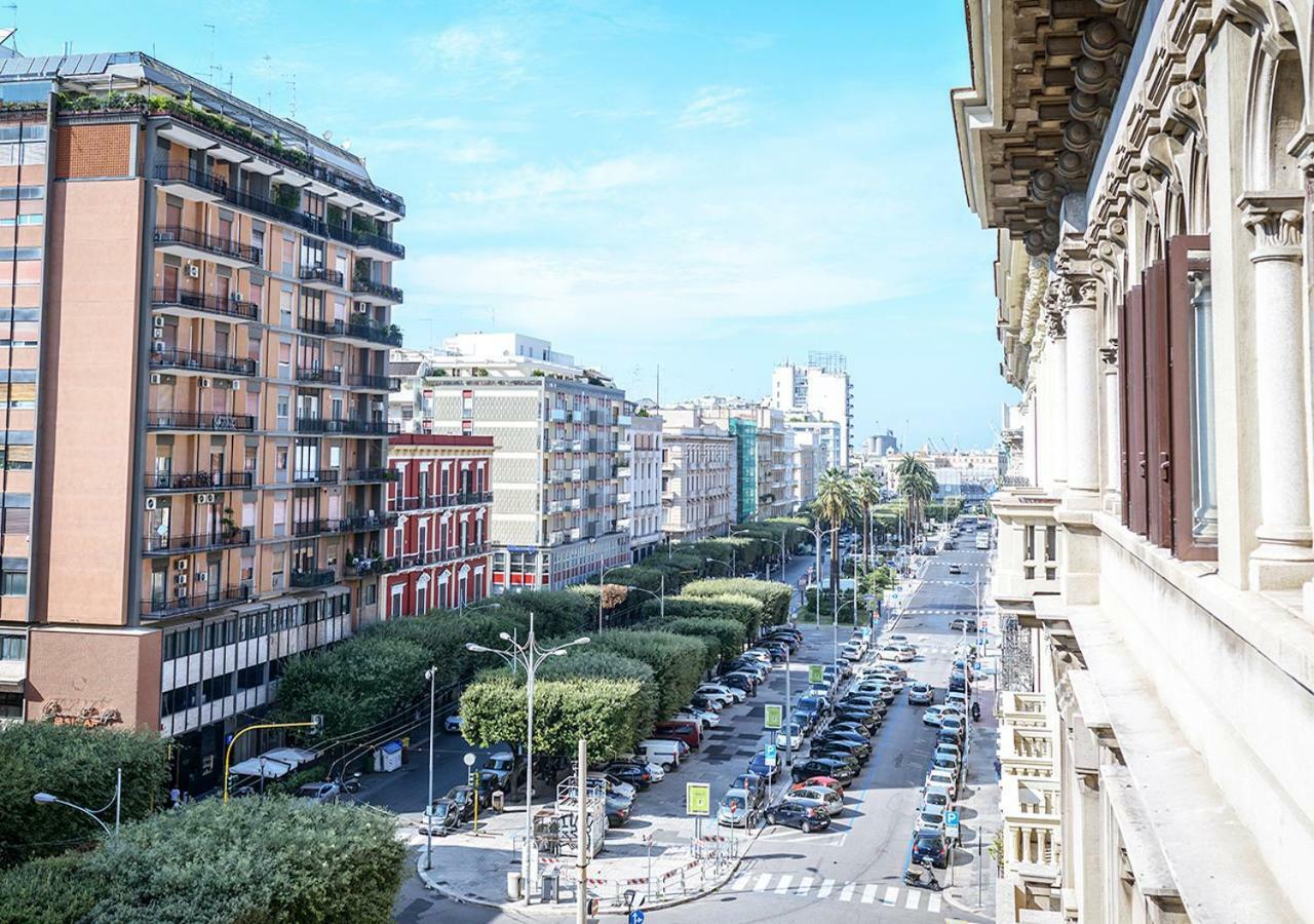 Art View Luxury Apartment Bari Exterior photo